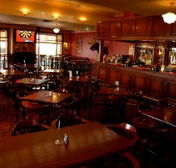 Gilroy's Hotel - Tourism Gold Coast