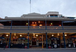PJ O'Brien's Irish Pub - Tourism Gold Coast 0