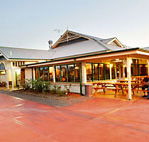 Potters Hotel and Brewery - Tourism Gold Coast