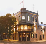 Australian Youth Hotel - Tourism Gold Coast