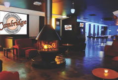 Cambridge Balcony Bar - Tourism Gold Coast 1