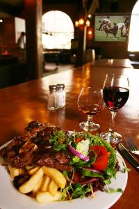 Brewhouse Brewery Sports Bar And Grill - Tourism Gold Coast 2