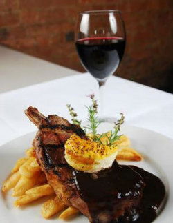 The Caxton Hotel - Tourism Gold Coast 2