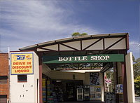 Cardinia Park Hotel - Tourism Gold Coast 1