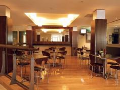 Highbury Hotel - Tourism Gold Coast 3