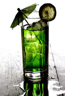 Nell's Cocktail Lounge - Tourism Gold Coast 3