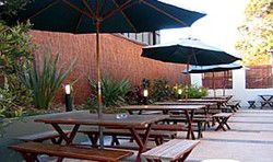 Golden Barley Hotel - Tourism Gold Coast 2