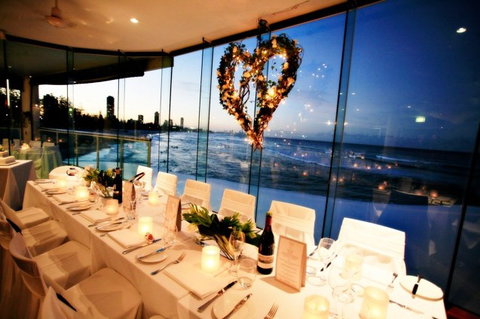 Oskars On Burleigh - Tourism Gold Coast 1