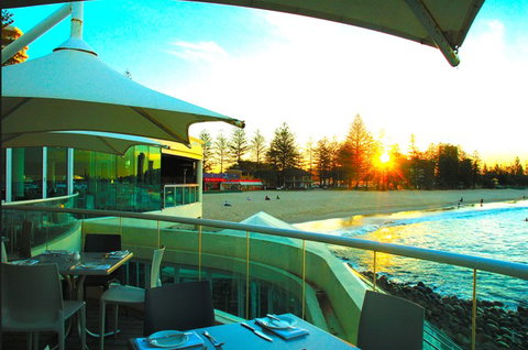 Oskars On Burleigh - Tourism Gold Coast 2