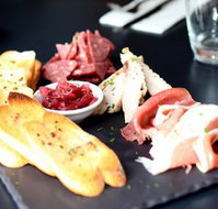 Watt Modern Dining - Tourism Gold Coast