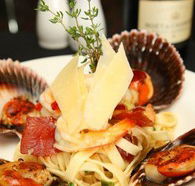 Halo's At St.Pauls - Tourism Gold Coast