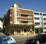 Arts Bar - Tourism Gold Coast