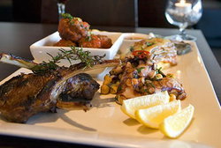 The Lounge Hotel - Tourism Gold Coast 0