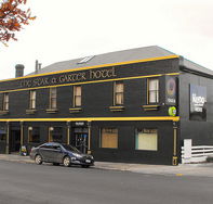Star  Garter Hotel - Tourism Gold Coast