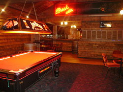 Spurs Saloon - Tourism Gold Coast 0