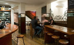 Riverview Hotel - Tourism Gold Coast 2