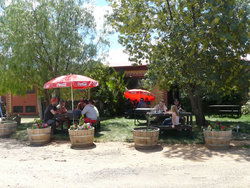 Albion Hotel Swifts Creek - Tourism Gold Coast 2