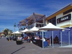 Waterfront Hotel - Tourism Gold Coast 3