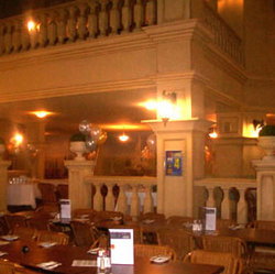 Moreland Hotel - Tourism Gold Coast 3