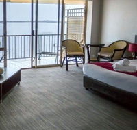 The Beachcomber Hotel - Tourism Gold Coast
