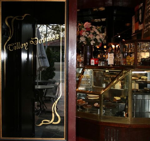 Tilley's - Tourism Gold Coast 2