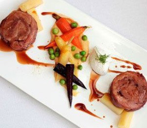 The Stag Restaurant - Tourism Gold Coast 0