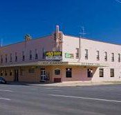 Railway Hotel - Tourism Gold Coast