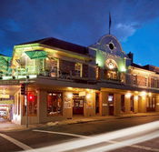 Town Hall Hotel - Tourism Gold Coast