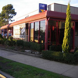 Pascoe Vale Hotel - Tourism Gold Coast 1