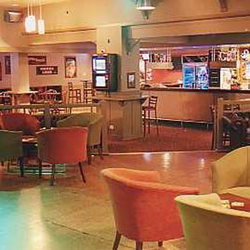 Tudor Inn Hotel - Tourism Gold Coast 3