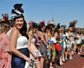 Alice Springs Turf Club - Tourism Gold Coast 1