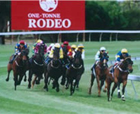 Geelong Racing Club - Tourism Gold Coast 1