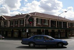 Keighery Hotel - Tourism Gold Coast 0