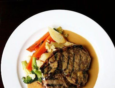 Giovanni's Restaurant & Pizzeria - Tourism Gold Coast 3