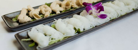 I Pot Restaurant - Tourism Gold Coast 0