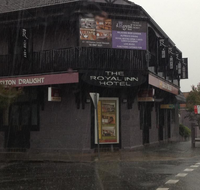 Royal Inn Hotel Waratah - Tourism Gold Coast