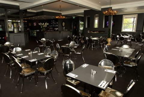 Bunch Of Grapes Hotel - Gold Coast 1