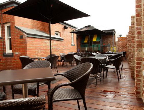 Bunch Of Grapes Hotel - Gold Coast 3