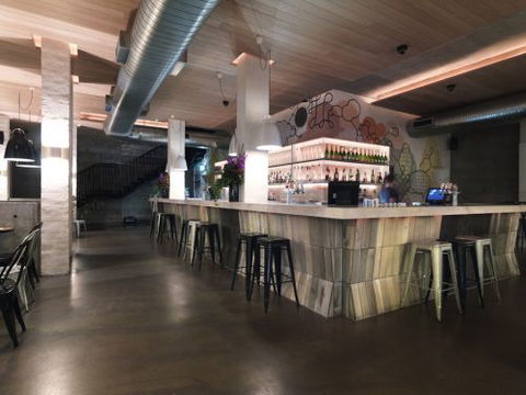 Honey Bar And Restaurant - Tourism Gold Coast 0