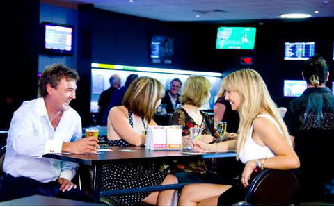 Hervey Bay RSL - Tourism Gold Coast 5
