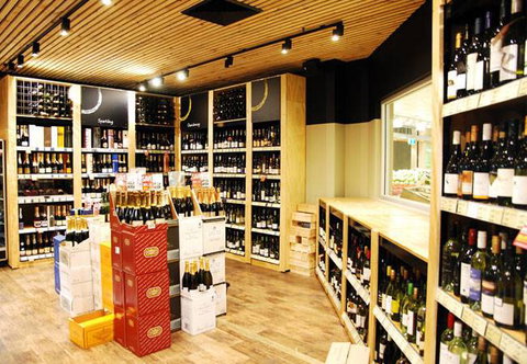 Vintage Cellars - Tourism Gold Coast 4