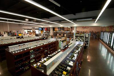PA Liquor Barn & Hotel - Tourism Gold Coast 0