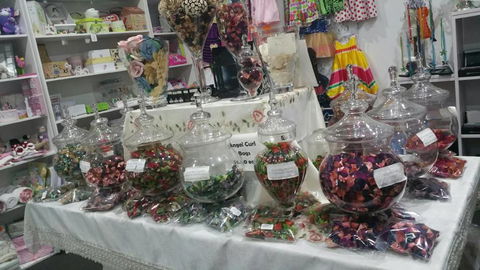 Homewares From Everywhere - Tourism Gold Coast 2