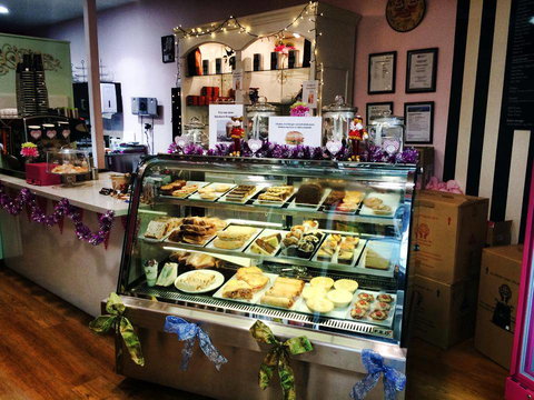 Zoe's Sweet Boutique Cafe - Tourism Gold Coast 0