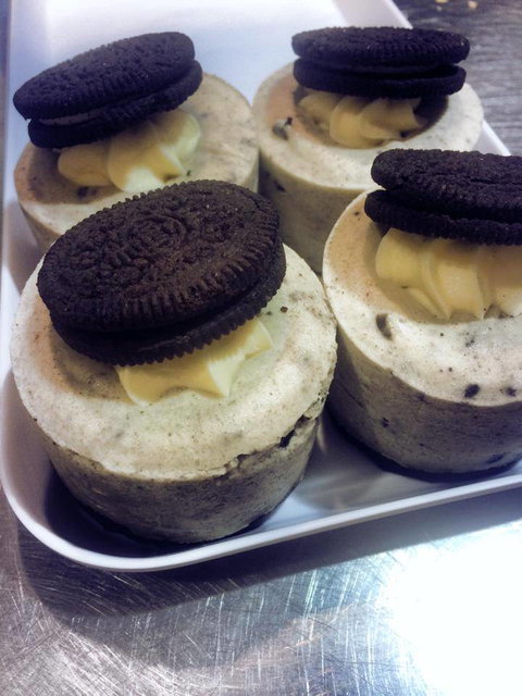Zoe's Sweet Boutique Cafe - Tourism Gold Coast 4