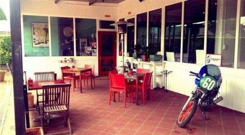 Rockabellas Roadside Diner - Tourism Gold Coast 1