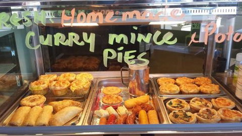 Easter In The Vines - Tourism Gold Coast 1