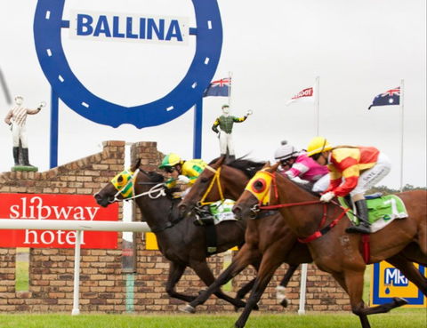 Ballina Boxing Day Races - Tourism Gold Coast 0