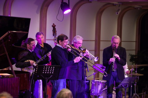 Devonport Jazz - Tourism Gold Coast 1