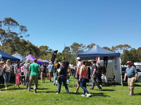Hanging Rock Makers Market - Tourism Gold Coast 0